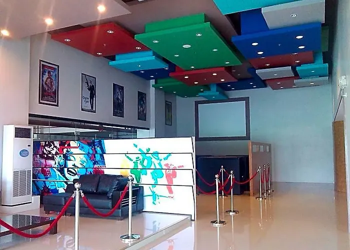 Hotel Icon Macapagal